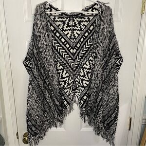 ANTHROPOLOGIE MOTH Fringed Jacquard Bohemian Knit Cape Wrap Cardigan Small